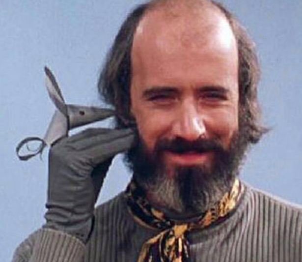 markyB65's tweet photo. R.I.P. Rick Jones. Thank you #Yoffy for being part of a happy childhood! ‘Are there somewhere islands over the horizon?!.....You better believe it babe!!’ #PlaySchool #PlayAway #Fingerbobs #Fingermouse #TheFlipsideOfDominikHide. https://t.co/JAWFt7hoil