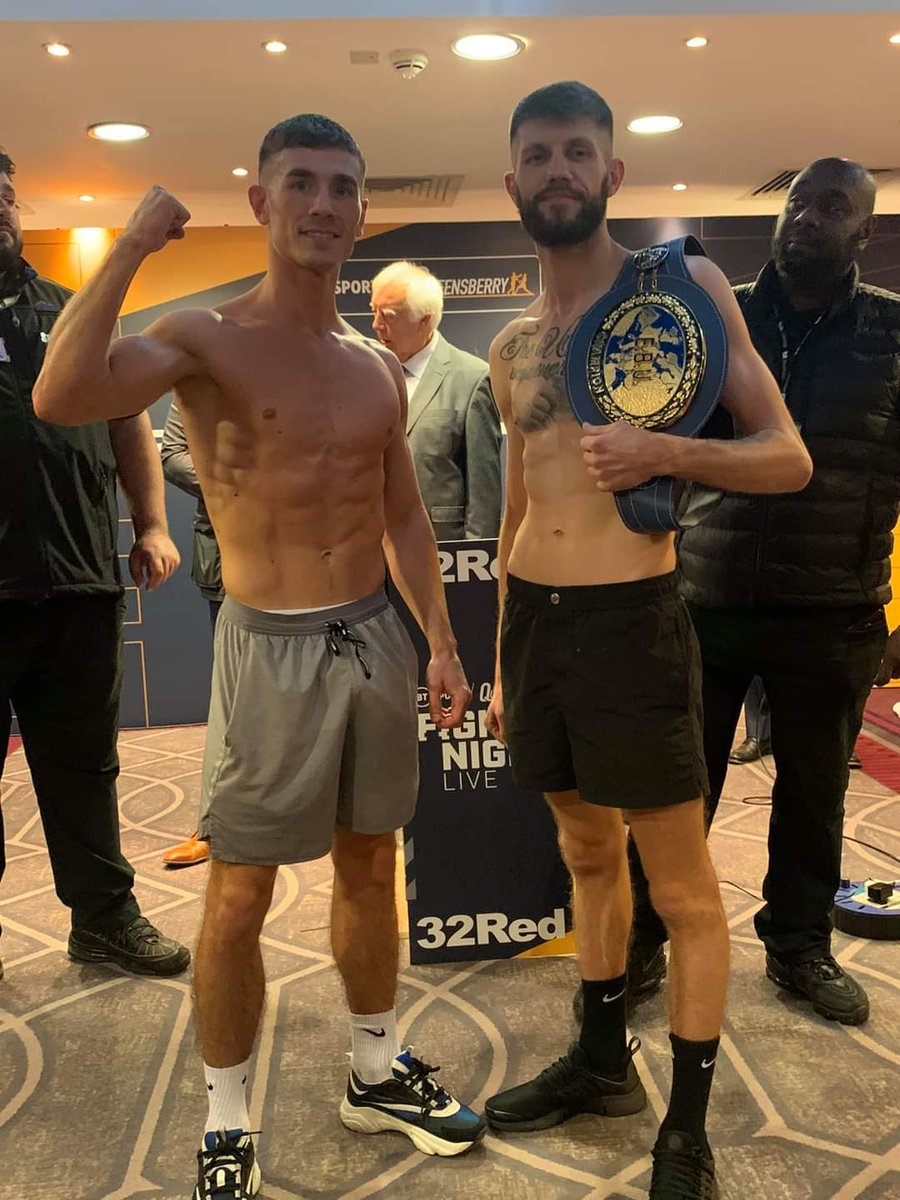 spillthebeans86's tweet photo. #saitama family it's fight day. My brother on the left if fighting for the European super bantamweight title let's show him some love
#bradfoster
#andthenew
#FuryWilder3 https://t.co/w16OrslwBC