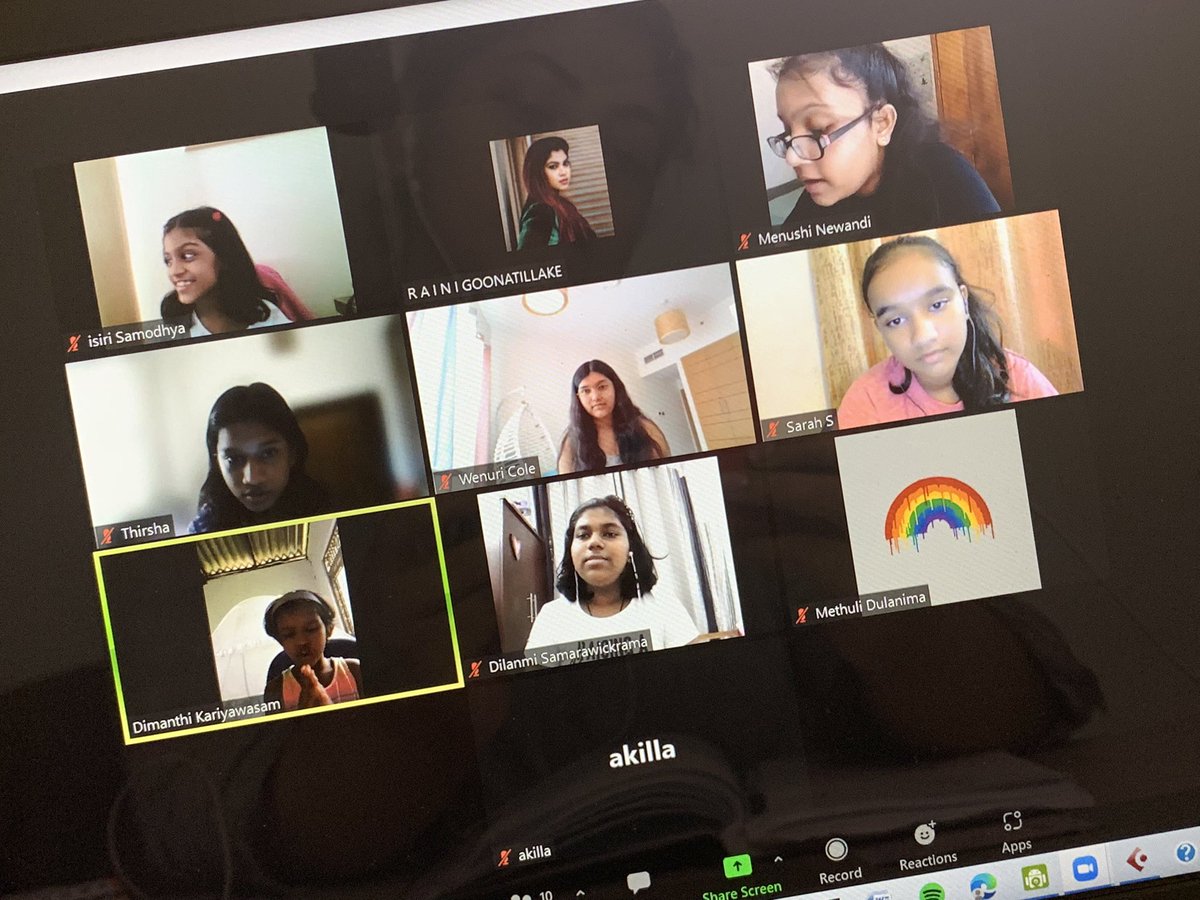 RainiCharuka's tweet photo. Clase de sábado #1 #OnlineVocalLessons https://t.co/mXjKCdRgVn