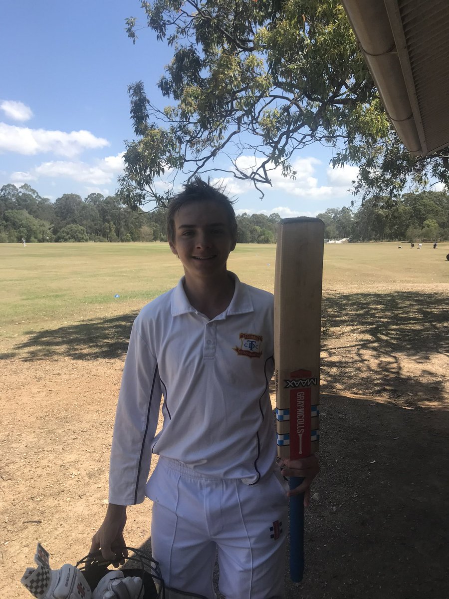 👏👏👏Congratulations to Oscar Bodimeade who raised the bat on the first day of the season scoring 119no and carrying his bat. Brilliant effort that 👏👏👏🔴⚫️🏏