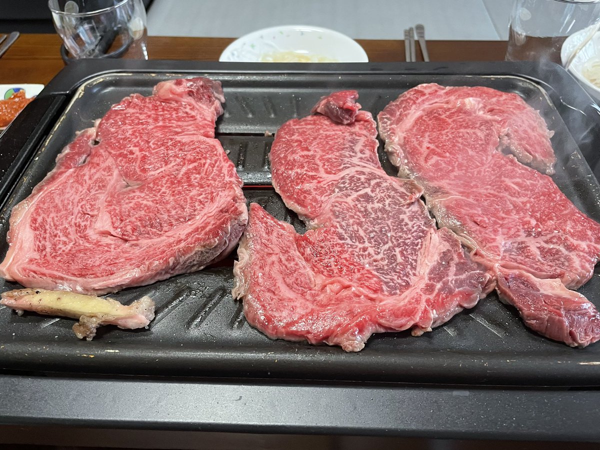 egan_shin's tweet image. 기력을 회복하는 가장 빠른, 그러나 저렴하지는 않은 길.