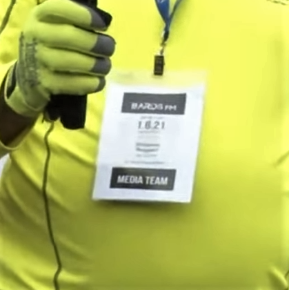 jakobravner's tweet photo. BardsFM, one of Kesterson (and Flynn's) Psy-Op projects, they had there own media team up at the tunnelfight on Jan6.
#Neonfilmer a "Patriot" from FL are one of them. https://t.co/pyDEfsrhhg