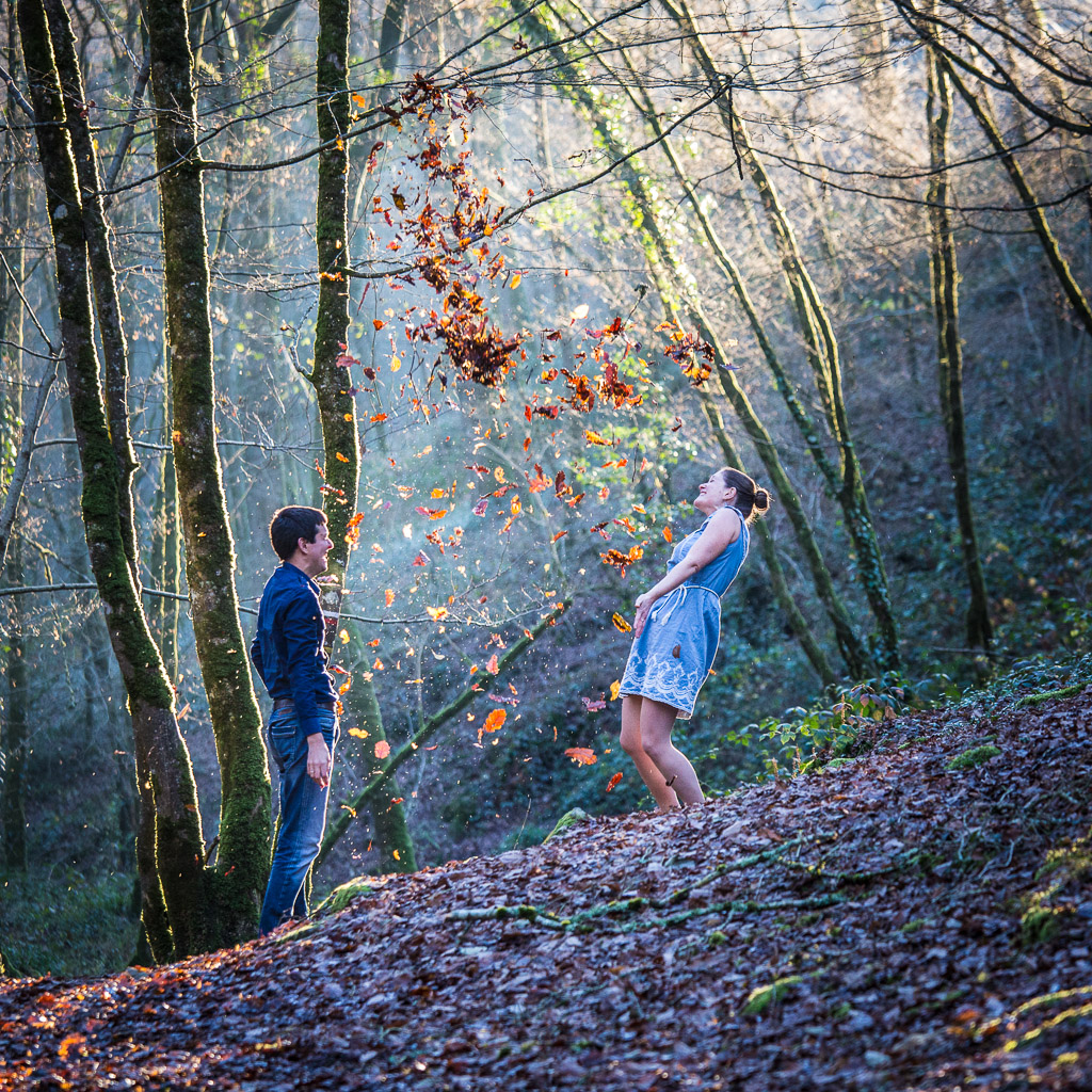 oneday_onephoto's tweet photo. #unjourunephoto novembre 2016 #engagement #mervent #automne #feuilles https://t.co/Vmf4uABM8v