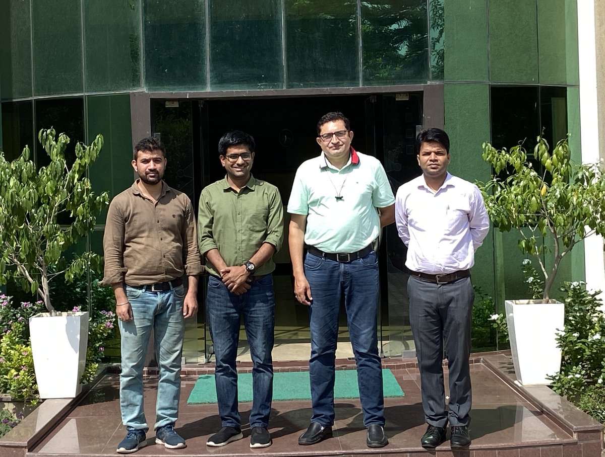 KietTbi's tweet photo. #ProudHostTBIKIET #supersaturday
Mr. Tarun Chaturvedi, Sr. VP (HR and Consulting) Startup Incubation and Innovation Centre, IIT Kanpur visited TBI KIET. https://t.co/NxXiEExOMT