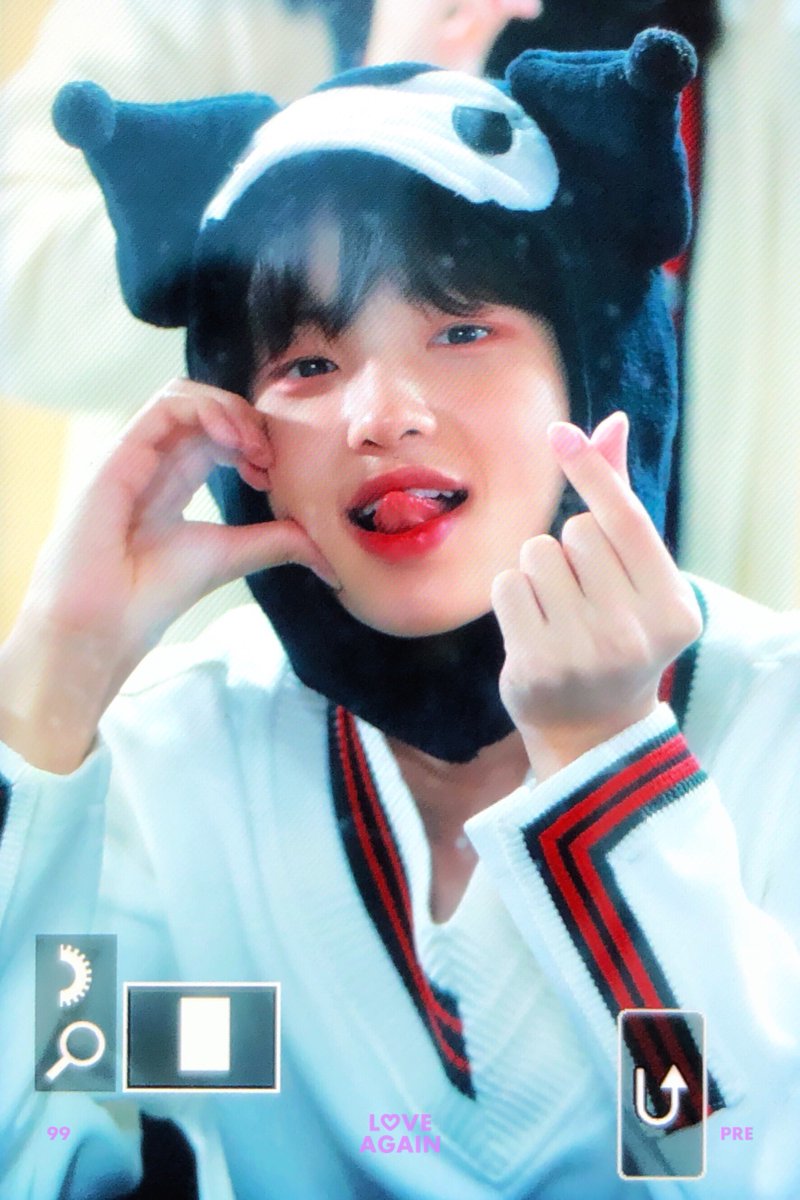 loveagain99's tweet photo. 211009 사운드웨이브 팬싸 pre

아기쿠로미🖤❤️

@official_MIRAE @members_MIRAE  
#MIRAE #미래소년 #동표 #ドンピョ 
#동표의하트는빛이난다 💖
#MIRAE_Splash https://t.co/1Q92LJlVjm