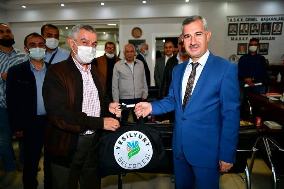 Yeşilyurt Belediye Başkanı Mehmet Çınar Amatör Spor Haftası nedeniyle Malatya Amatör Spor Kulüpleri Federasyonunu ziyaret etti.