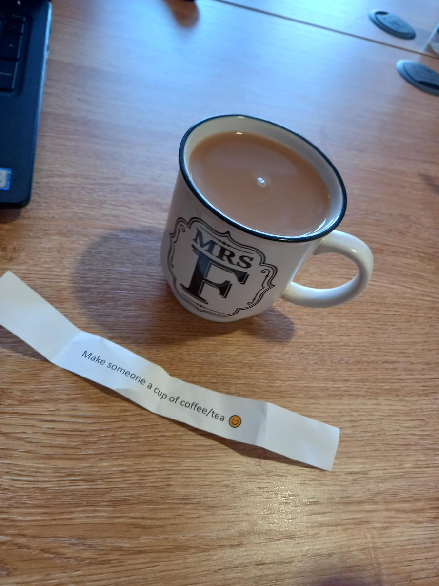 Potens_UK's tweet photo. 💡 Brilliant idea set up by Parkside Lodge’s Wellbeing Champion, Michaela… a random acts of kindness board for ‘the people we support & staff to empower each other and make each other smile!” 💛💙
#socialcare #Potens #wellbeingchallenge #wellbeing #wellbeingatwork https://t.co/vnX8xJ9W99