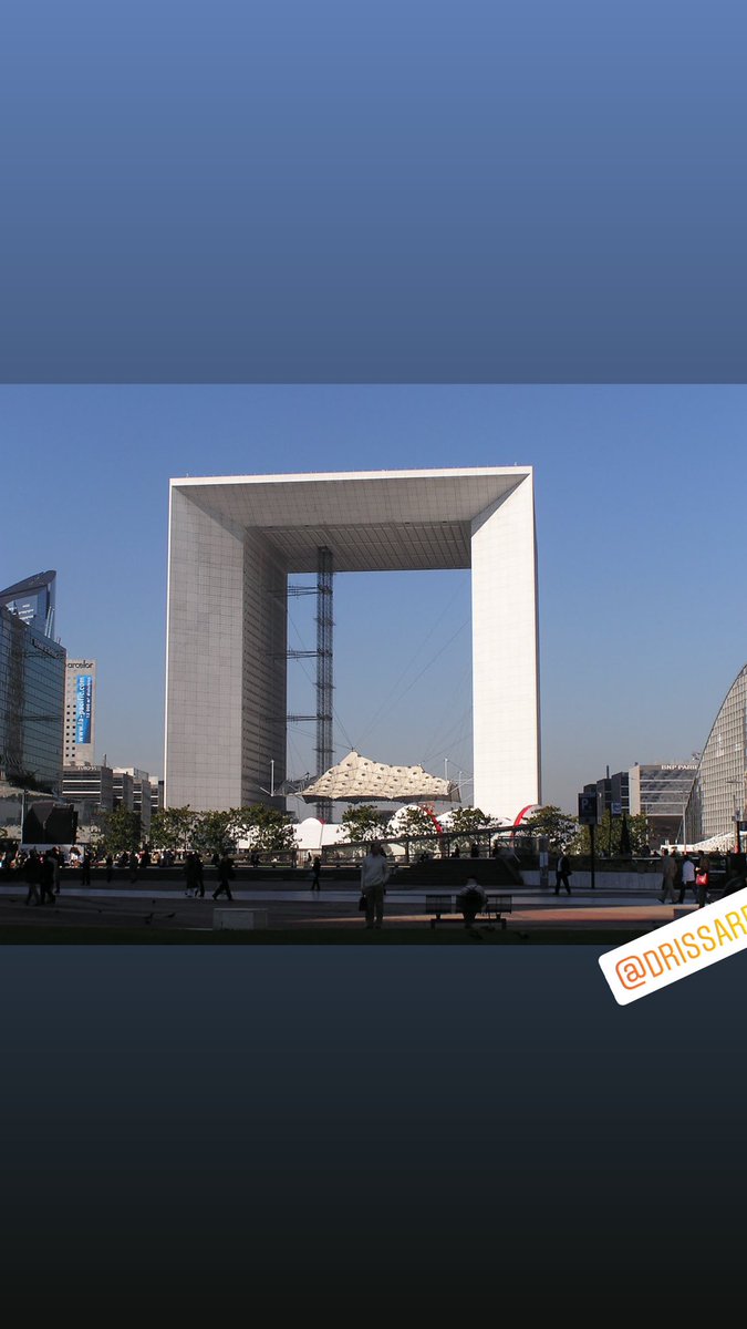 drissarfal's tweet photo. Distrito Financiero de Paris! "Le quartier de la Défense"
Se está convertiendo en el nuevo centro financiero europeo tras en Brexit!
JP Morgan por ejemplo ha movido su división europea y de Trading a Paris.
.
.
.
.
.
#tradingcenter #europetravel #parisfrance #tradinglifestyle https://t.co/zu4p3JEHWe