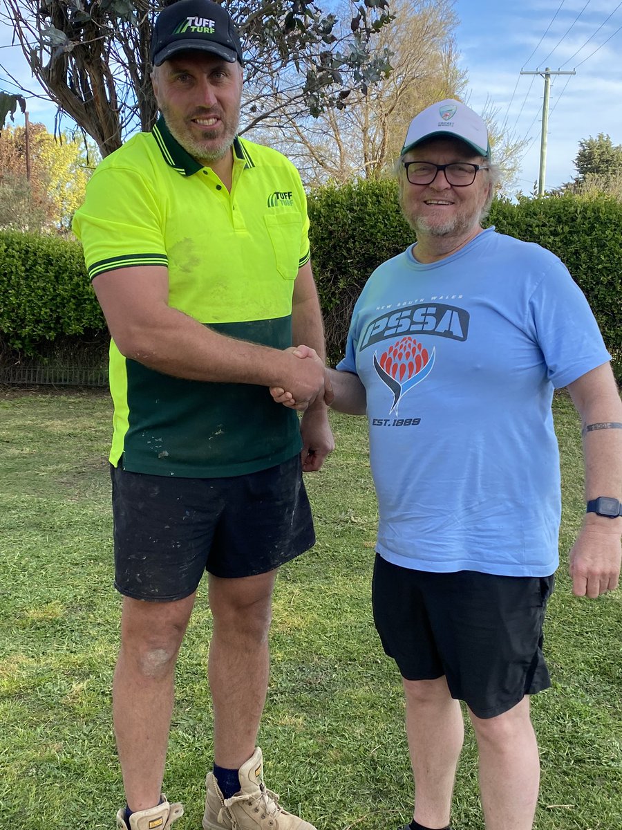 bradnhaz's tweet image. Thanks to Fraser Gehrig and his team at @tuffturf in Melbourne for making our school even greater than it already was. #LoveWhereYouWork #lovewhereyoulearn #delegatepublicschool @dizdarm @KCDURAN75 @NSWEducation