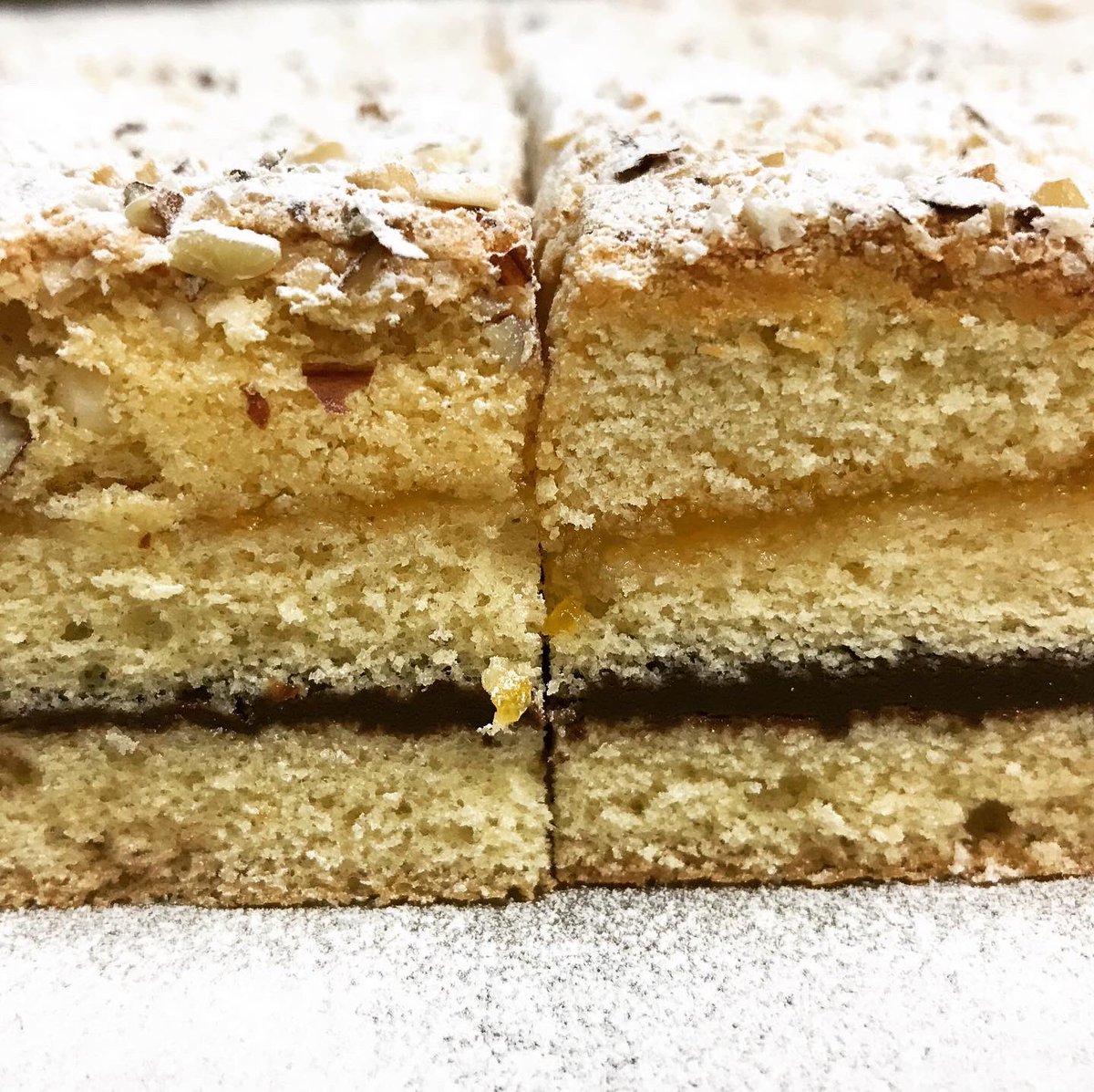 #pastis #embarrat #pastisseria #obrador #ofici #santjoandevilatorrada #bages <a href="/embarrats/">Embarrats</a>