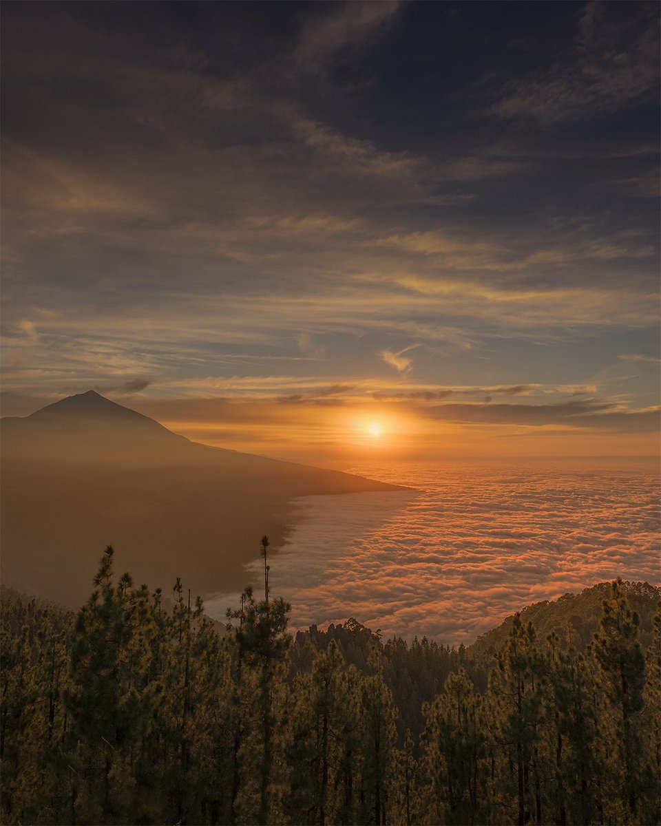 Imanolzuaznabar's tweet photo. El atardecer de ayer frente al Teide fue una auténtica maravilla momentos antes de meterse el sol. https://t.co/amgK3KxGb8