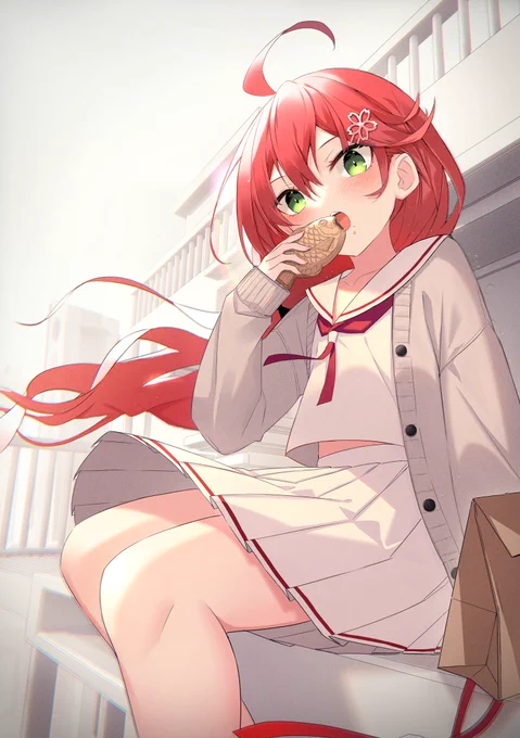 曇りの日にたい焼きを食べるみこち🐡
#miko_Art 

(加工用の大きいサイズはリプの中に) 