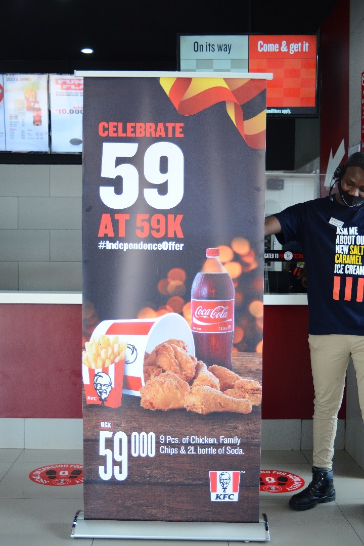 The Deal is simple, make your way here, purchase the KFC Independence Bucket at 59k & win yourself fuel or shopping worth 30k😌

Time: 1pm to 3pm
Date: Today & Tomorrow  
#HappyIndependenceDay 
#TwegwekoKuShell