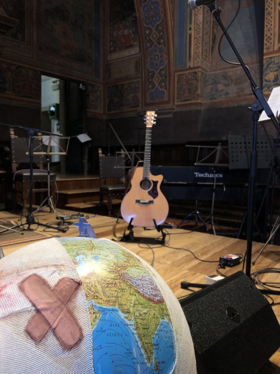 ericabosk's tweet photo. Oggi suono a Perugia al meeting I Care in occasione della #marciaperugiassisi, si parla di Cura. Non vorrei essere da nessun’altra parte. #cura #icare https://t.co/2pyPCWhIT5