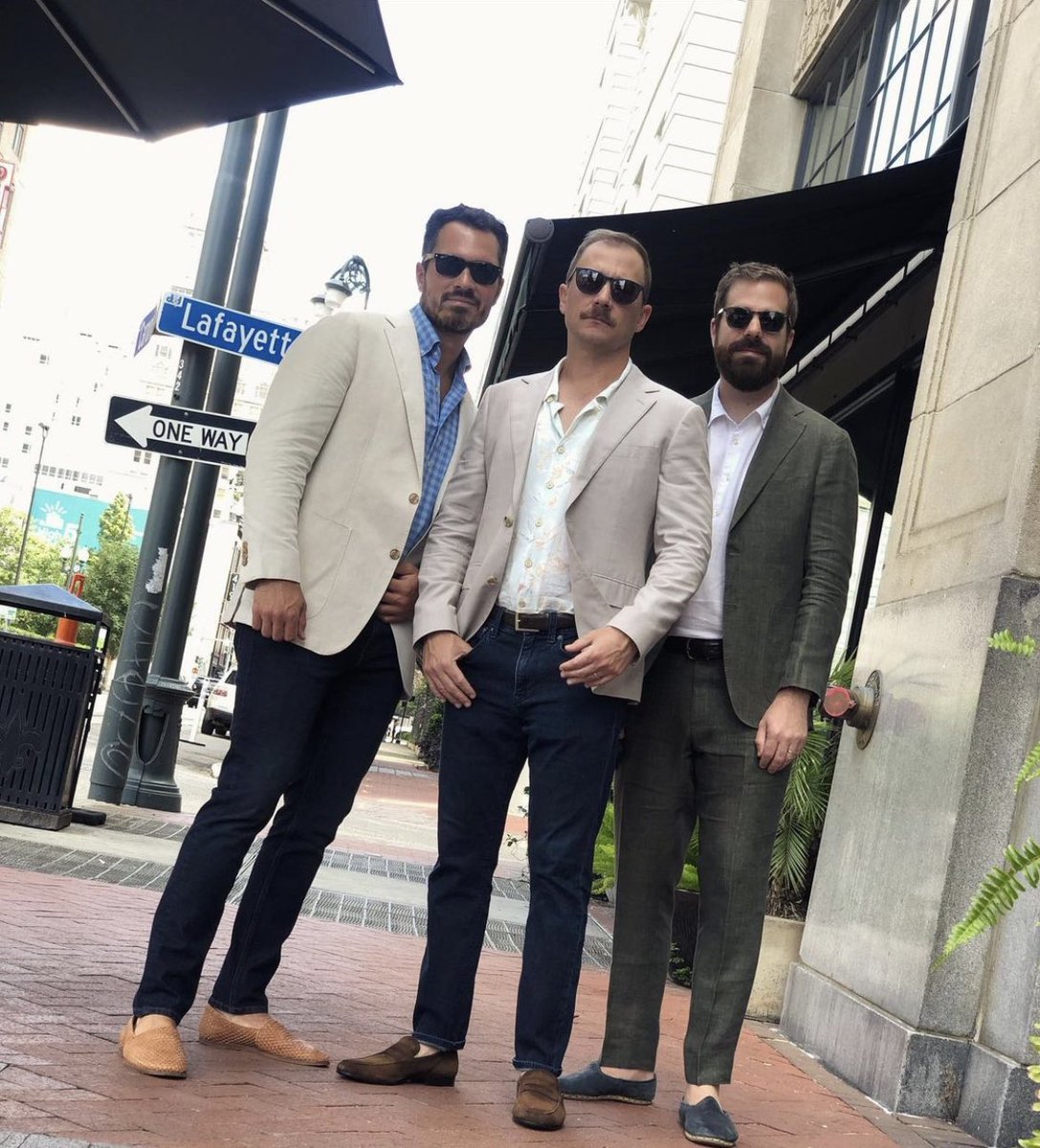 thomasfriel16's tweet photo. @DCheverere @dcarterruff @WilldeFries who wouldn’t double tap this. @circlingbackpod need the Monday shout out #podcastweek https://t.co/NqNFgrooZh