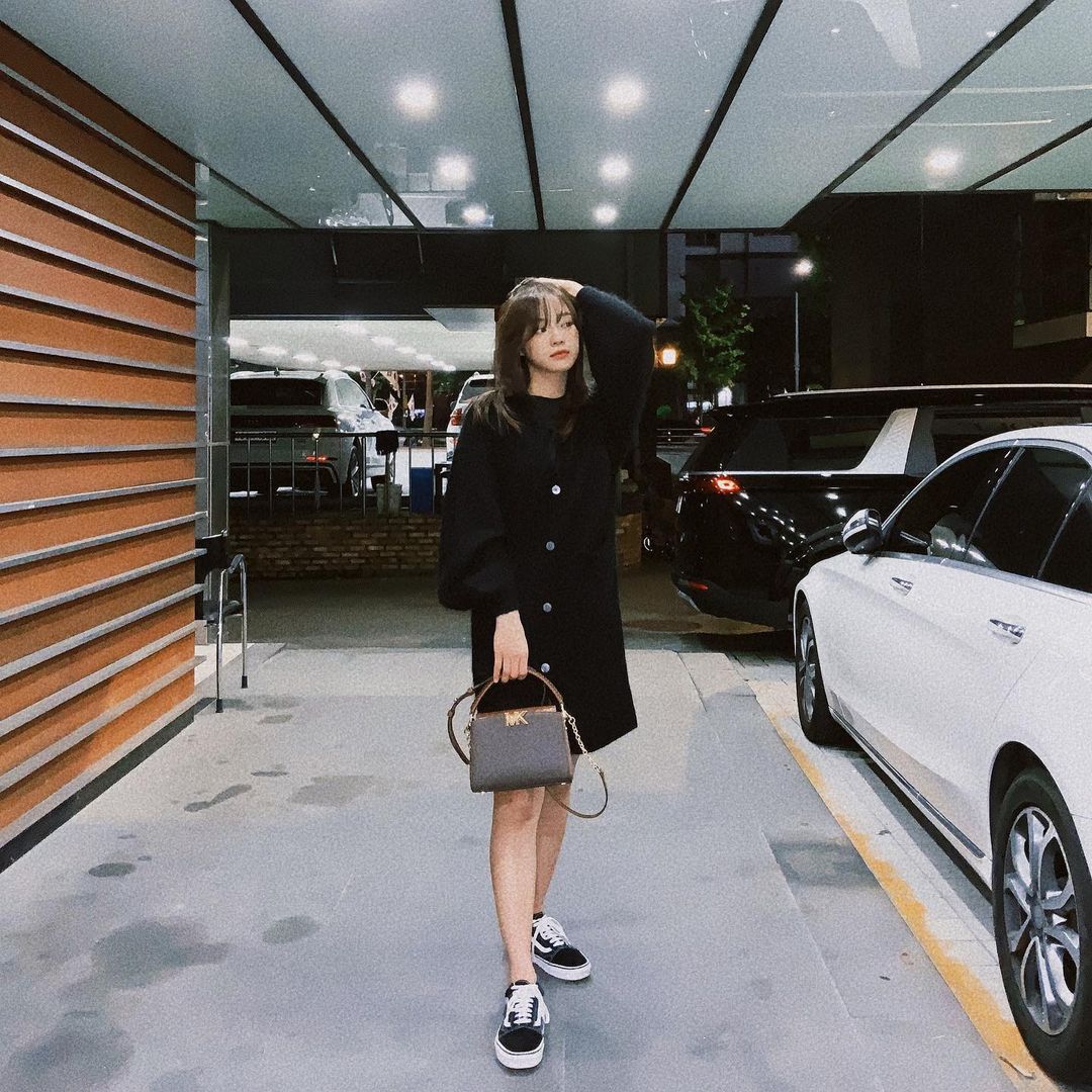 gugudanzone's tweet image. - clean_0828 -

#watchhungerstop
#michaelkors

🖇️ — instagram.com/p/CUzQpG9F49e/…

#gugudan #구구단
#SEJEONG #세정
#KIMSEJEONG #김세정