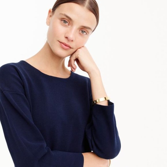 ursula_clair's tweet photo. So good I had to share! Check out all the items I'm loving on @Poshmarkapp #poshmark #fashion #style #shopmycloset #madewell #jcrew #vince: https://t.co/XnEPD6ouyc https://t.co/3okwmCGDiD