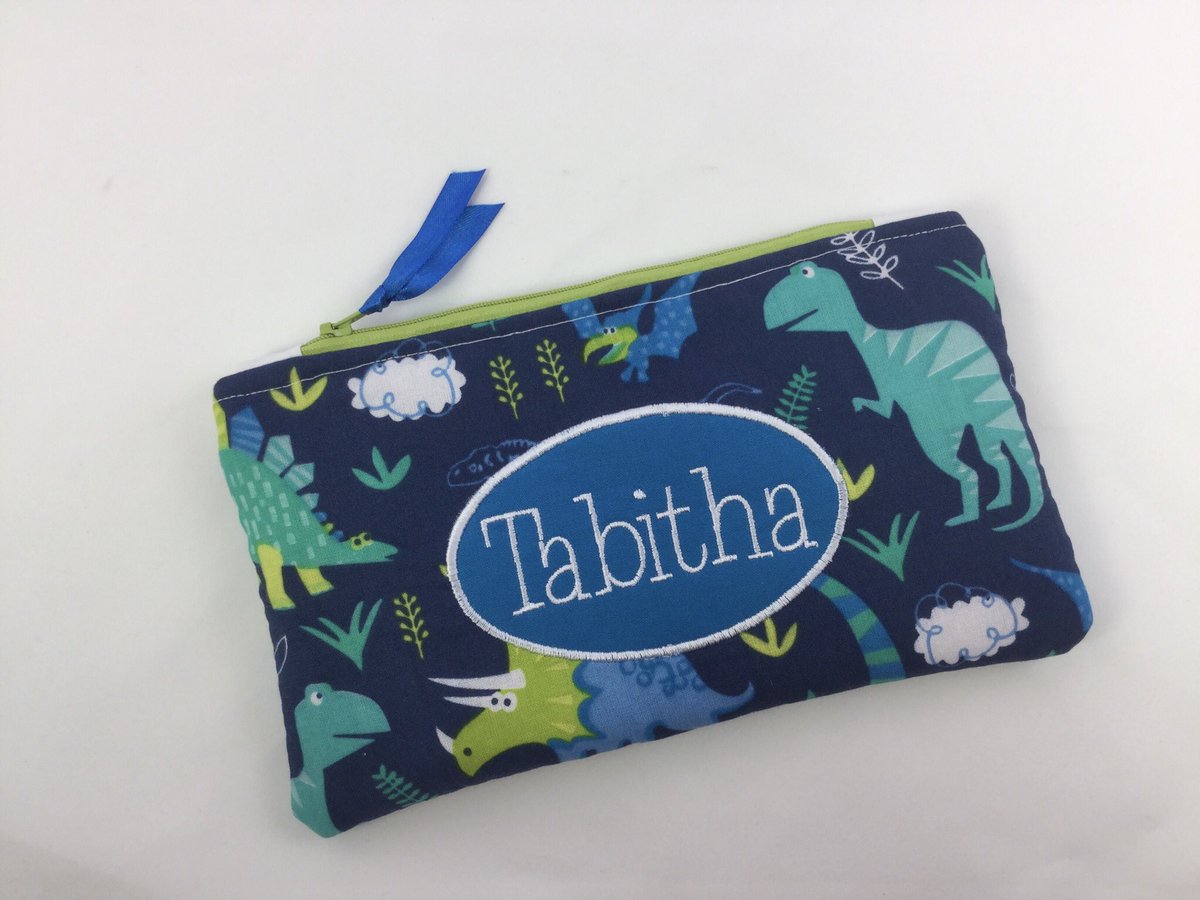 Babahoot4kids's tweet photo. Got a Dino fan in your household?  
Lots of #dinosaurgifts at https://t.co/SLdQdzZK3j and https://t.co/saL4Oy69oy
( I’ve listed my handmade items on ETSY and Amazon) 

#UKGiftHour #Babahoot #ukgiftam #CraftBizParty #hmuk #handmadegifts #crafting #baking #churchbag #minitote https://t.co/p3m6v4tCVA