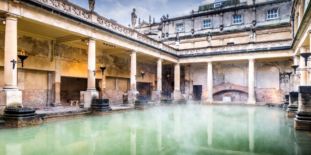 Visit Bath tweet media