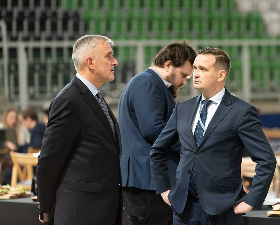 JerzyNow's tweet photo. @JarosMichal Panie Michale, czy tak ma wyglądać dolnośląska PO pod Pana kierownictwem, jak na zorganizowanym przez Pana Forum w Zgorzelcu? Dostałem te zdjęcia wraz z Pana wpisem od zaniepokojonych sympatyków @Platforma_org z Waszego regionu, gdyby Pan pytał.

@donaldtusk nie polubi tego. https://t.co/aszzcoAVPP