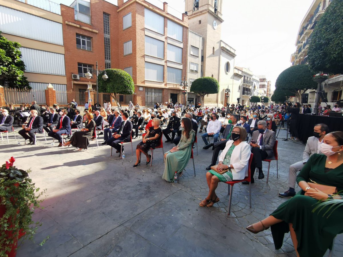 AjMislata's tweet photo. Feliç Nou d'Octubre!
📍 #9Octubre a #Mislata.
L’acte institucional de lliurament de Distincions Honorífiques reconeixerà a referents de la ciutat de Mislata en un dia molt emotiu.
💙❤️💛 #SentimentMislater https://t.co/fhuy0xbLdd