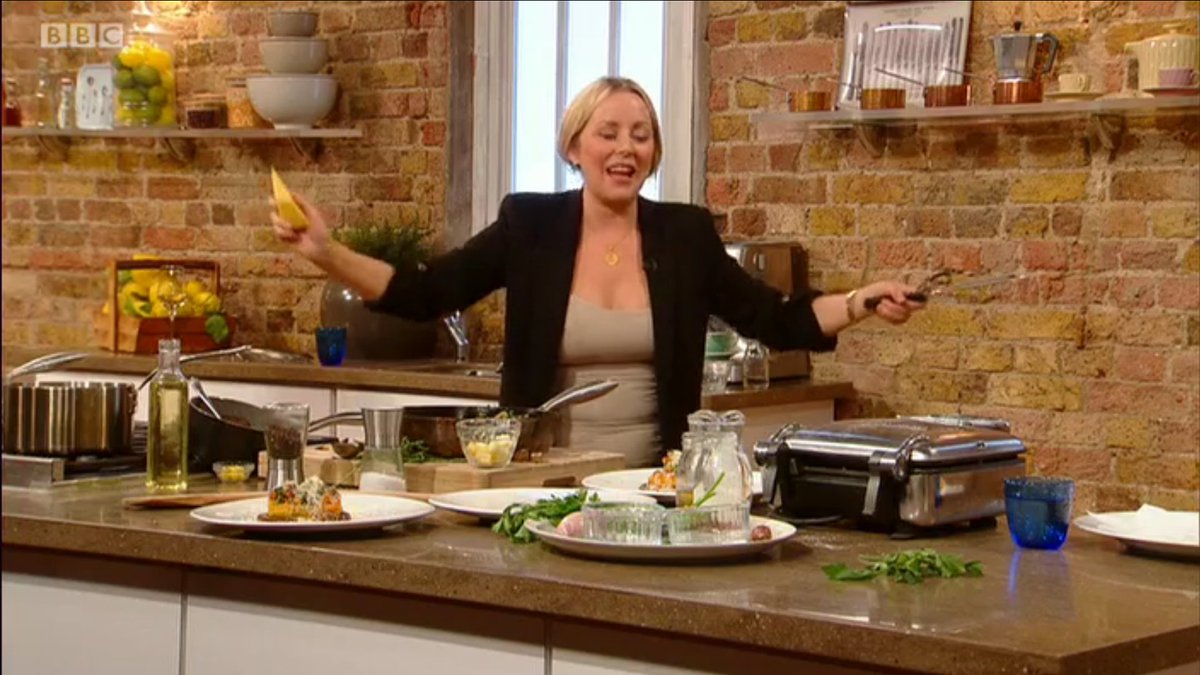 Great seeing @Anahaugh of @myrtlerest back on @SaturdayKitchen #SaturdayKitchen Her duck fat waffles🧇🧇 with the autumnal topping of celeriac puree and sauteed vegetables look fabulous 😋#SaturdayMotivation