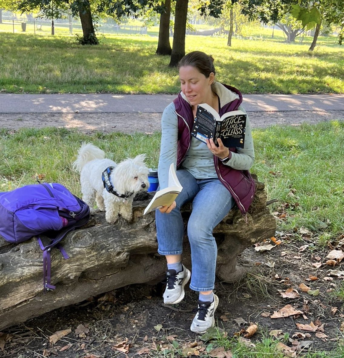 Happy Bookshop Day! After a lovely visit to @claphambooks, I found two great books: “A Face Like Glass” <a href="/FrancesHardinge/">Frances Hardinge</a> and “Little Brown Dog” <a href="/PaulaSOwen/">Paula S Owen 🏴󠁧󠁢󠁷󠁬󠁳󠁿</a>. Perfect day for reading outside at Clapham Common! #BookshopDay #ChooseBookshops
