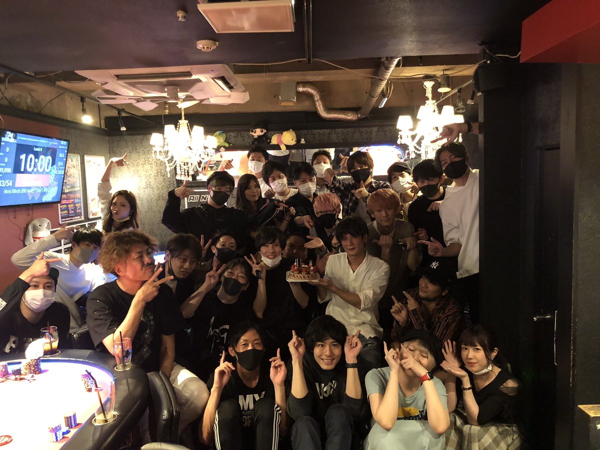 higegorilla99's tweet image. 🌙MID NIGHT🌙
㊗️NAKAG &amp;amp; MASAYASHI㊗️

🏆 優勝 Z 様
🥈2位 ヒゲ侍 様
🥉3位 ぴー👾 様

57Eと大盛況‼️
優勝はチップ差で決められました🔥

錦糸町にオープン予定のJCIグループ系列店『DOUBLE POT』をどうぞよろしくお願いいたします🤩

#DOUBLEPOT
#錦糸町でポーカーしようぜッ