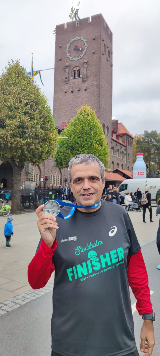 kamy1898's tweet photo. 20 months later, I was finally able to finish my 19th at #stockholmmarathon . Next step @AthensMarathonE THE 20th. https://t.co/2VIFmfhLAc