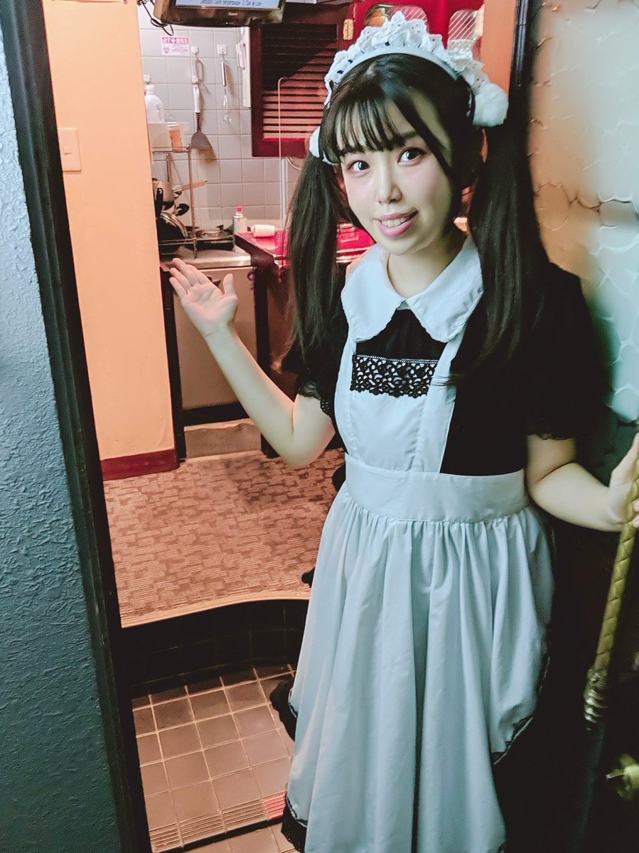 SecretAttic2021's tweet photo. 次にお屋敷が開かれるのは
10月12日(火) 15:00～21:00
となります🗝*.

旦那様・お嬢様のご帰宅心よりお待ち申し上げます。

席料・サービス料いただいておりません。
1時間 1,200円(税込)からご利用いただけます。

#メイドカフェ #メイド喫茶 #メイド #湯島 #チャージ料なし https://t.co/8KckavBYI9