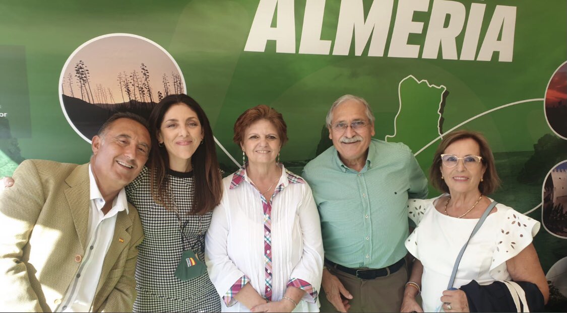 Vox_Almeria's tweet image. 📸 ¡VOX Almería presente en #Viva21! 🇪🇸