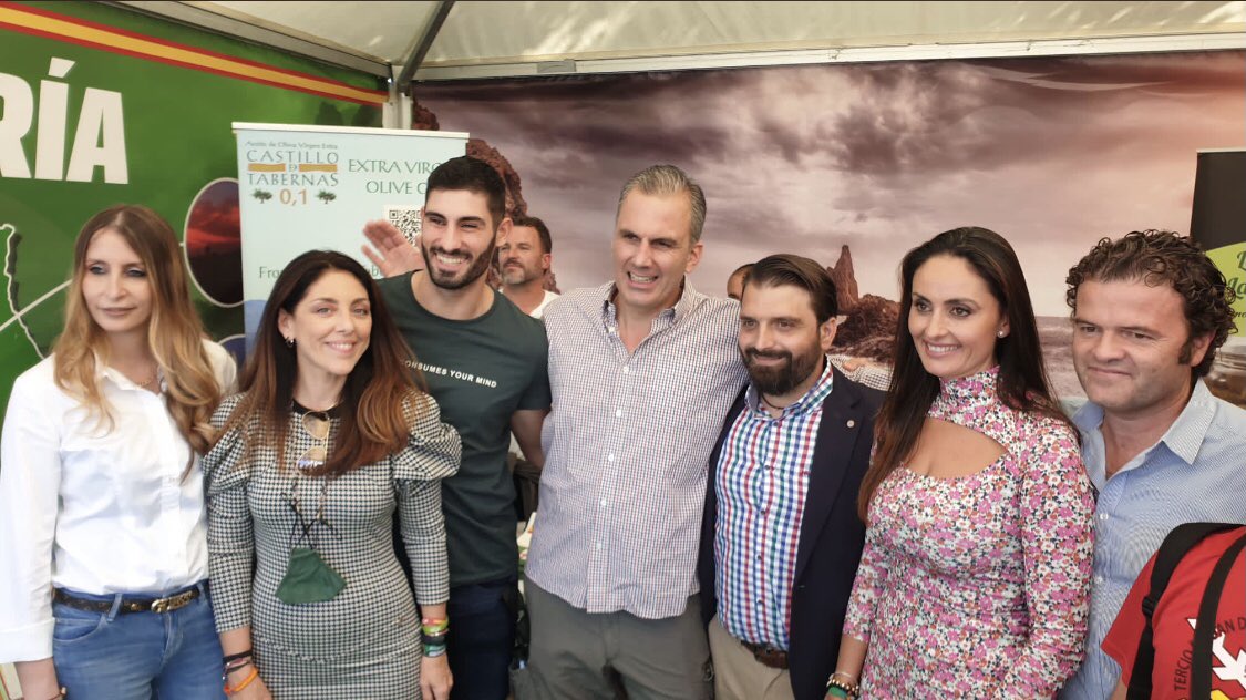 Vox_Almeria's tweet image. 📸 ¡VOX Almería presente en #Viva21! 🇪🇸