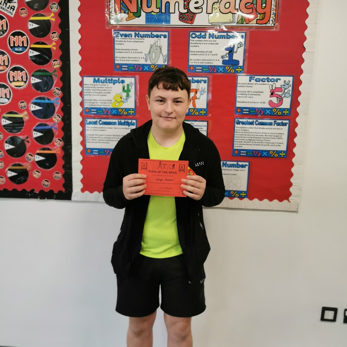 mrscullen_aths's tweet photo. 🌟Pupils of the Week🌟 Da iawn pawb, you have all displayed 100% effort this week 👏🏼 Keep it up 🥳 #TeamTâf #athsmaths https://t.co/NfhwhWpt1f