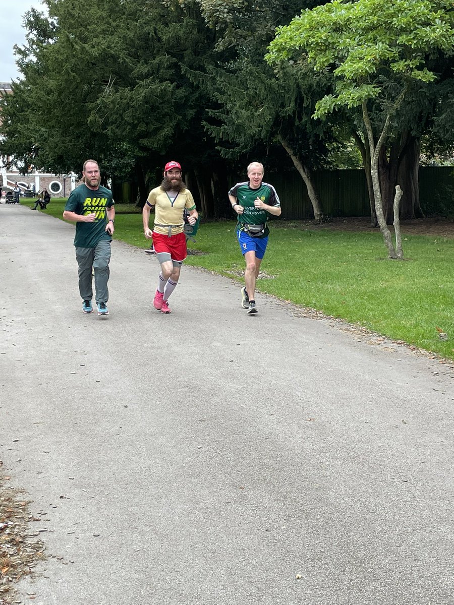 9/24 done! And he’s of to <a href="/sthelensparkrun/">sthelensparkrun</a> with his sausage butty refuelling on the way! Thanks to our cheer squad and  <a href="/markingarfield/">Mark Ingarfield</a> for keeping Rob company on the route! <a href="/liroversrunning/">Liverpool Irish Rovers 🏃</a> <a href="/patthecope/">L Anderson</a> #parkrun24 <a href="/parkrunUK/">parkrun UK</a>