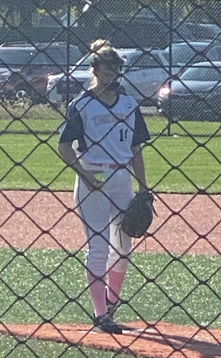 Another beautiful day watching my girl do her favorite thing ❤️🥎 <a href="/paigemmanning/">Paige Manning</a>