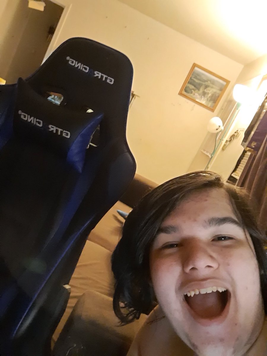GabbaTgk's tweet photo. Recording with a ghost! https://t.co/RWHVJCtPyT