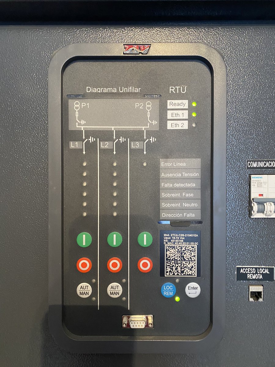 hector_lucas's tweet photo. Otro centro de seccionamiento acabado y sus respectivas líneas de alta tensión, proceso de comprobación y pruebas a los conductores de alta tensión.
@crevilineas @ormazabalglobal @prysmianclub_ #telemando #altatension https://t.co/Ttuxm0ODId