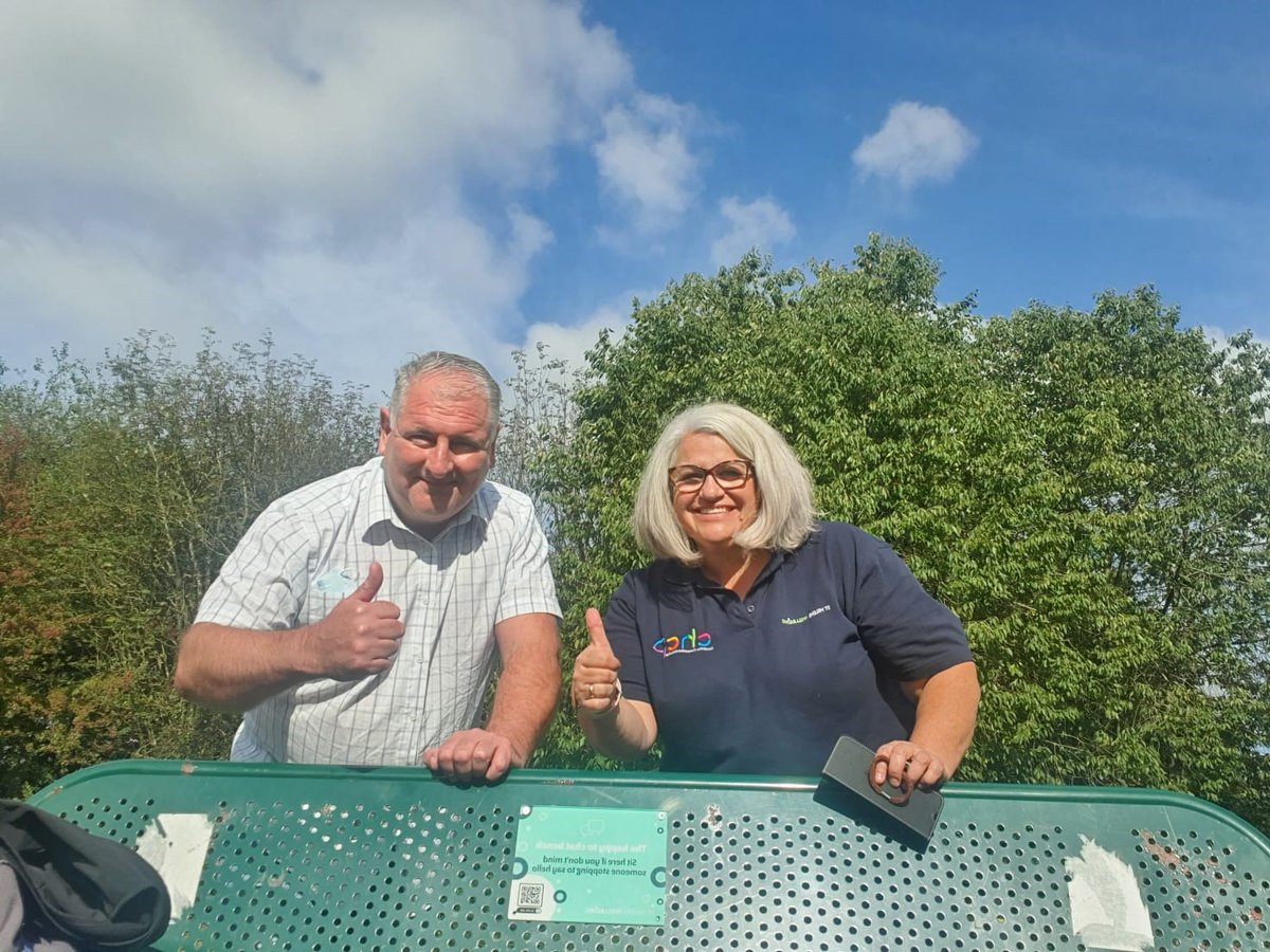 Another 'Happy to Chat' bench has been installed, this time at Sankey Valley, Blackbrook.
If you go there, or to any of our benches, take a selfie and tag us in! We would love to see you using them. 
You can find all our 'Happy to Chat' bench locations at sthelenswellbeing.org.uk/services/menta…