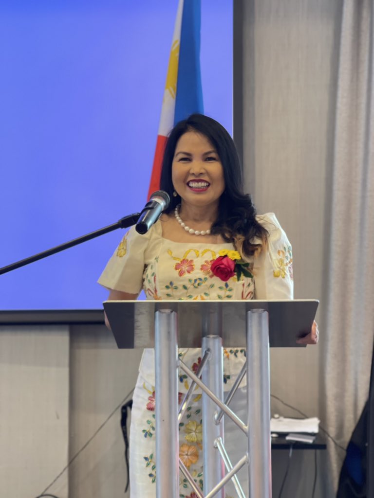 Privileged to be given the hosting duties for our first <a href="/filipinonurseuk/">Filipino Nurses Association UK</a> officers get together where alliance between senior nurses all over UK are forged &amp; united to support all the Filipino nurses in UK🇵🇭!
<a href="/filipinonurseuk/">Filipino Nurses Association UK</a> 
<a href="/Embrace_ESNEFT/">EMBRACE ESNEFT Staff Network</a> 
<a href="/AntonEmmanuel2/">Anton Emmanuel</a> 
@CNOEngland
