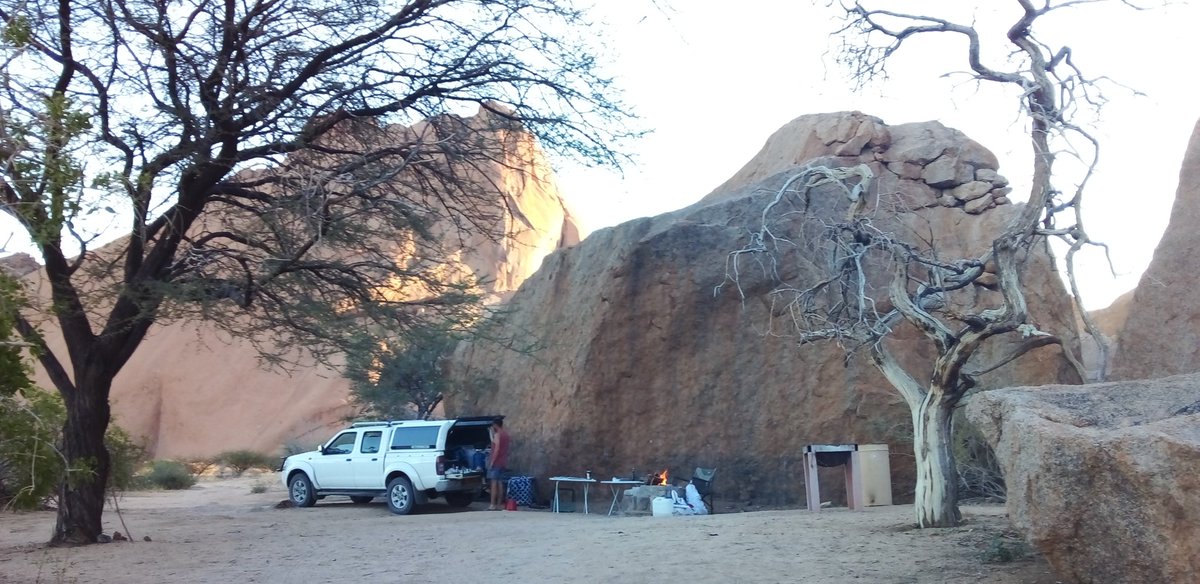 MorneNamibseed's tweet image. Something i drew a few mounth ago whiles camping at #spitzkoppe...almost forgot this...it was an amazing heart opening weekend in nature 😊 #bliss #GodsLove