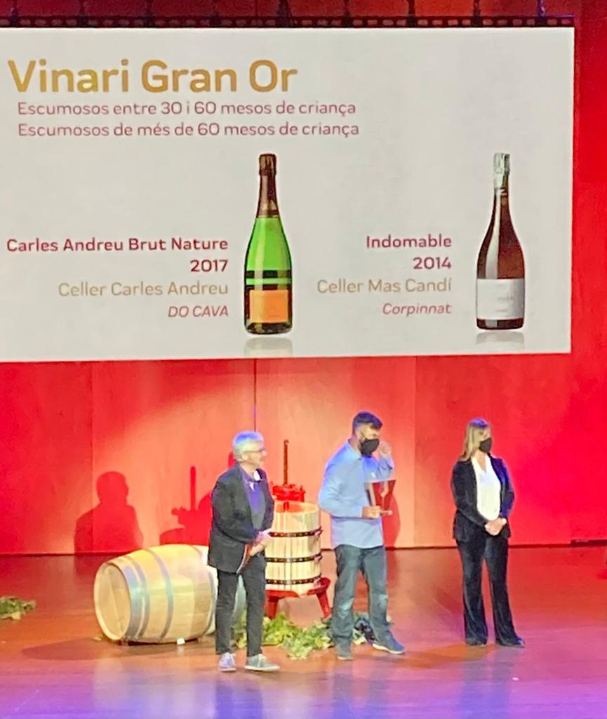 Corpinnat (@corpinnatsw) on Twitter photo 7 escumosos #Corpinnat entre els millors dels <a href="/PremisVinari/">Premis Vinari</a> amb or i plata, i un gran or per a Indomable 2014 de <a href="/cellermascandi/">Celler Mas Candí</a>. A més, <a href="/gramona/">Ramona Dougherty</a> i <a href="/llopart/">Cristian</a> han rebut reconeixements en #enoturisme i a les millors #vinyes del #paisatge vitivinícola. Enhorabona a tots els premiats! 7 escumosos #Corpinnat entre els millors dels <a href="/PremisVinari/">Premis Vinari</a> amb or i plata, i un gran or per a Indomable 2014 de <a href="/cellermascandi/">Celler Mas Candí</a>. A més, <a href="/gramona/">Ramona Dougherty</a> i <a href="/llopart/">Cristian</a> han rebut reconeixements en #enoturisme i a les millors #vinyes del #paisatge vitivinícola. Enhorabona a tots els premiats!