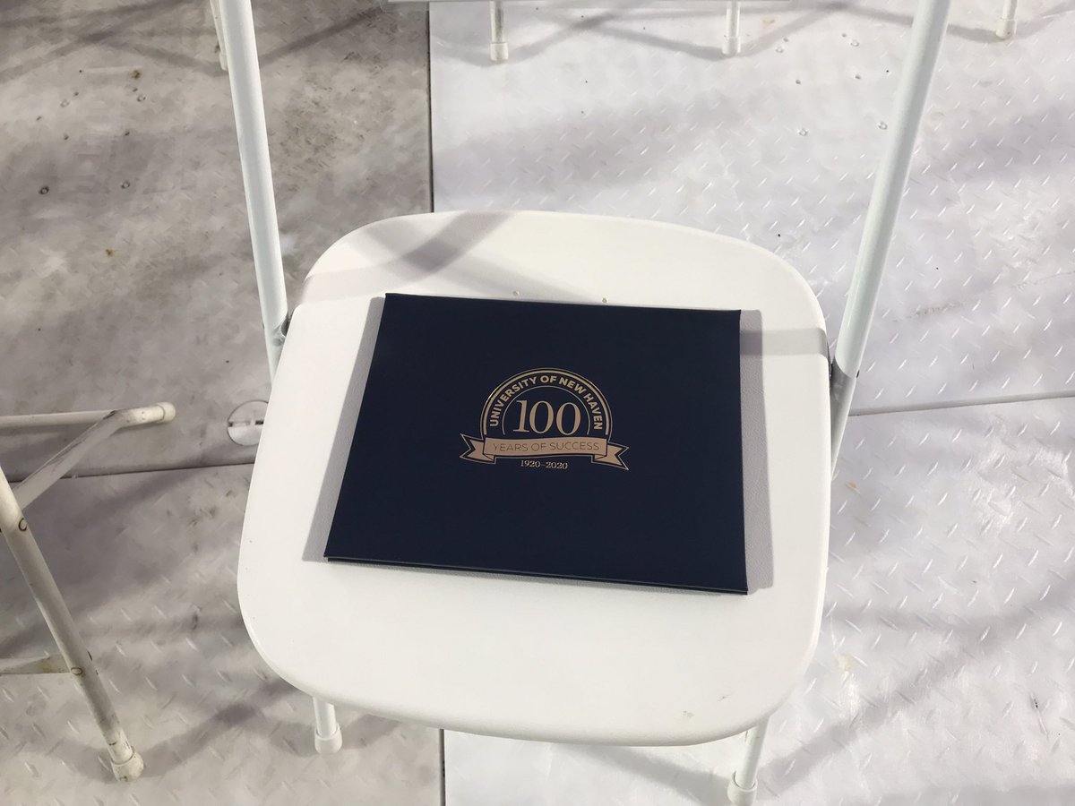 UNewHaven's tweet photo. Weβre ready to celebrate our Centennial Class! WATCH LIVE at 9 am β> https://t.co/Xm8hJMLGd9 #CentennialClass #ClassOf2020 @UNewHavenAlumni https://t.co/u6xCJ89e2T