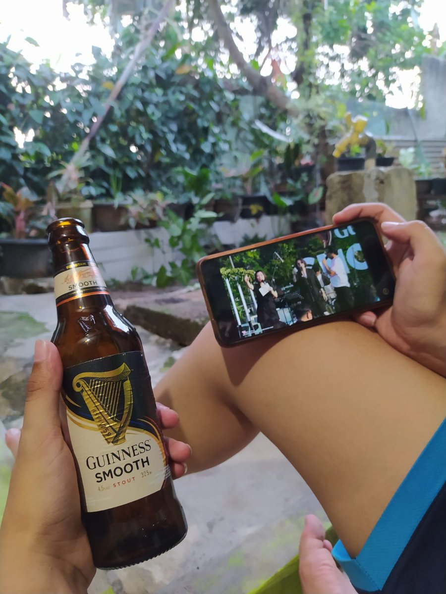 goblinahayy's tweet photo. malam minggu kali ini ditemenin sama danila dan the adams sambil minum guinness smooth, Cheersss!! 🍻🍻🍻

#smoothsession #bukadantemukan https://t.co/ApuuhLlsbc