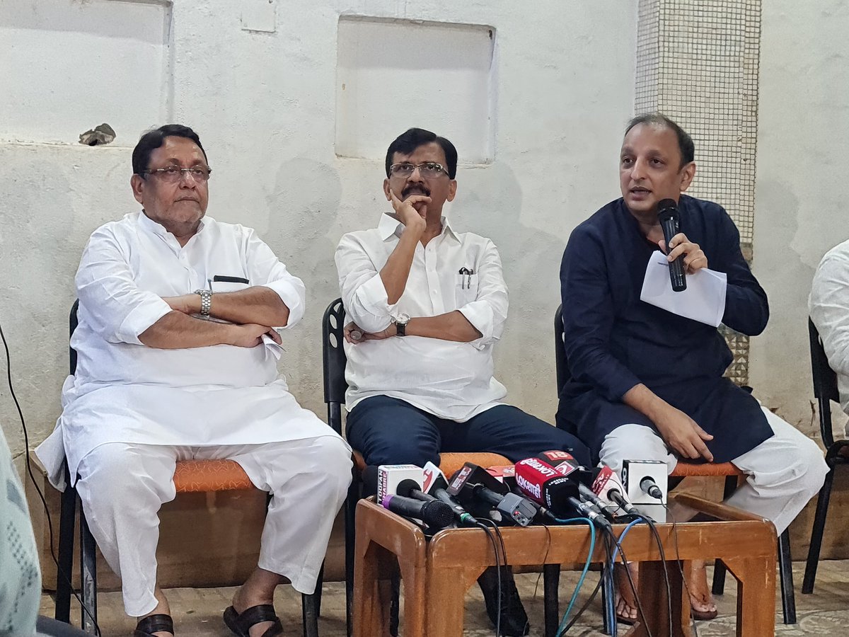 The three ruling parties in the country <a href="/ShivSena/">Shiv Raj</a> <a href="/NCPspeaks/">Nationalist Congress Party - Sharadchandra Pawar</a> and <a href="/INCIndia/">Congress</a> have called for a Bandh on October 11. The bandh will begin from 12 AM. Emergency services won't be affected.

One has to see how the Bandh called by ruling parties go.
#Maharashtrabandh