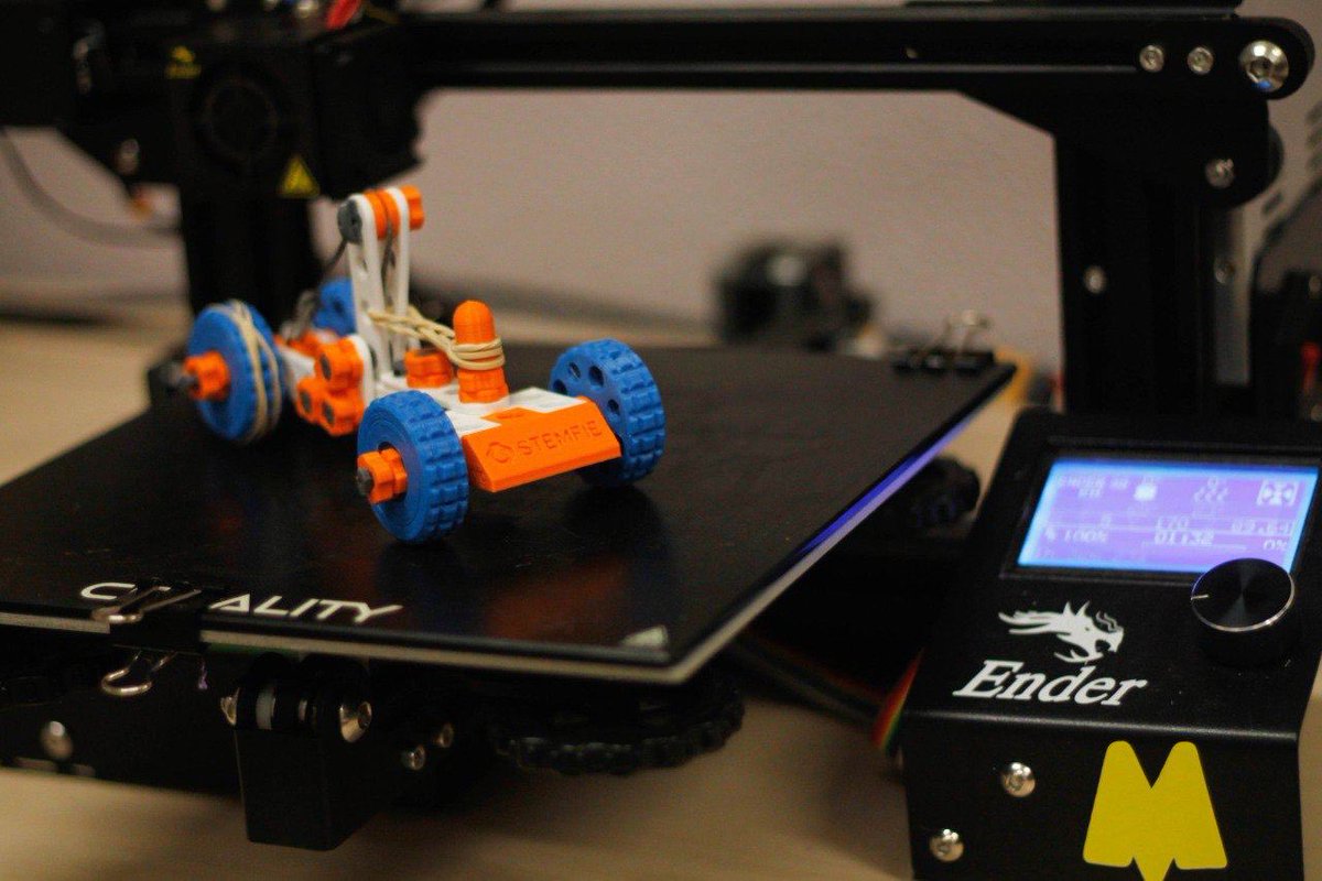 Si el día 23 t'és difícil portar la teva impressora al #extruderday2021, porta-la divendres al @Puntmultimedia! Podràs venir a recollir-la durant la setmana! Et necessitem a tu i a la teva printer!
Pots venir entre setmana de 17 a 21.30h i trucar al 932914262 per gestionar-ho!