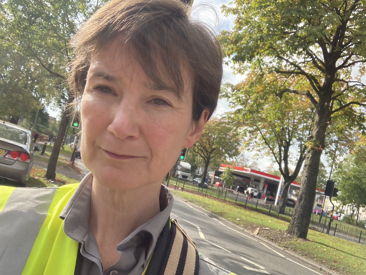 McateerMc's tweet photo. Today I am On The Buses. Driver shortage is affecting bus services too for various reasons #BusChaplaincy ππ https://t.co/xutIzSZmdU