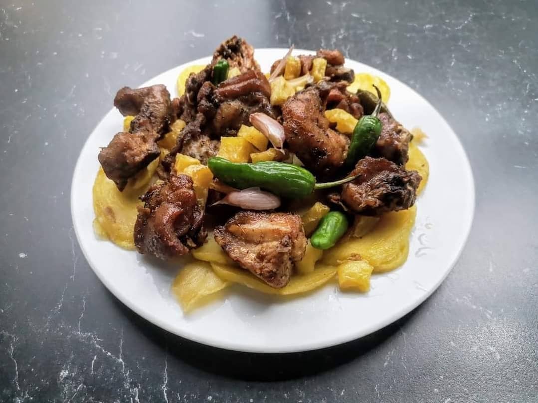 saboresdcordoba's tweet photo. Receta de "Pollifrito" de #MilSabores, puesto del @MercVictoria #CórdobaEsp.
La misma que se puede degustar en este establecimiento, junto con otras tapas diferentes, zumos, helados de fruta, etc.

Aquí⬇
https://t.co/67vZKI3vTZ

#SaboresdeCórdoba ¡Siéntelos!

#cocinillasccf https://t.co/7JsFmO4HwU