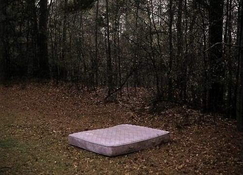 hitRECordJoe's tweet photo. Write a Sad 4 Word Story to go with this photograph of an abandoned mattress.

Post it here: https://t.co/Lx0s0TsCPG

Photo by lovexspace on HITRECORD https://t.co/jsLOEliPE1