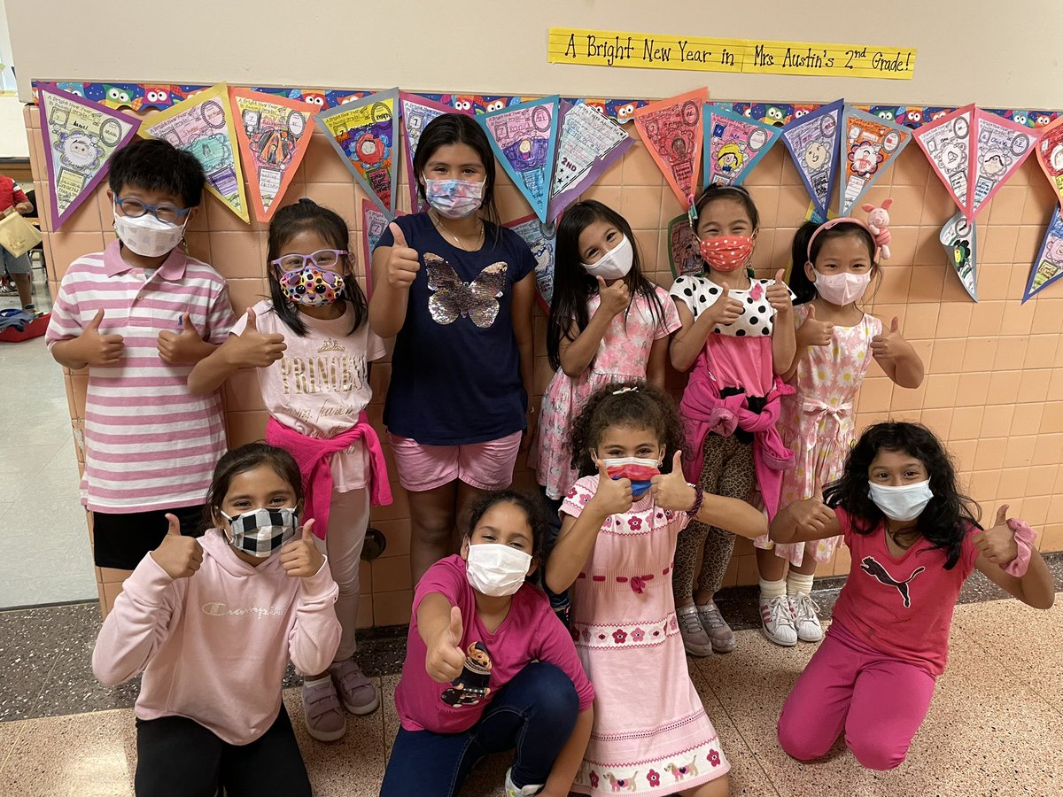 MrsAustinHGS's tweet photo. On Fridays in October we will be wearing PINK for Breast Cancer Awareness 💕💕#HillsideHuskies #SecondGradersRock https://t.co/TAwwDwEbja