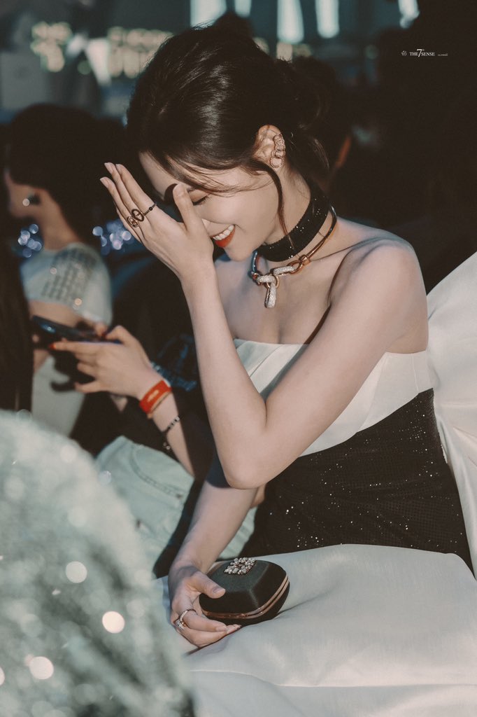 kistation777's tweet photo. 210728 Kiki @ 210728 Kiki @ Instyle Awards 2021

Throwback
💕💕

#XuJiaQi #KikiXu https://t.co/Ft54L6vY2w